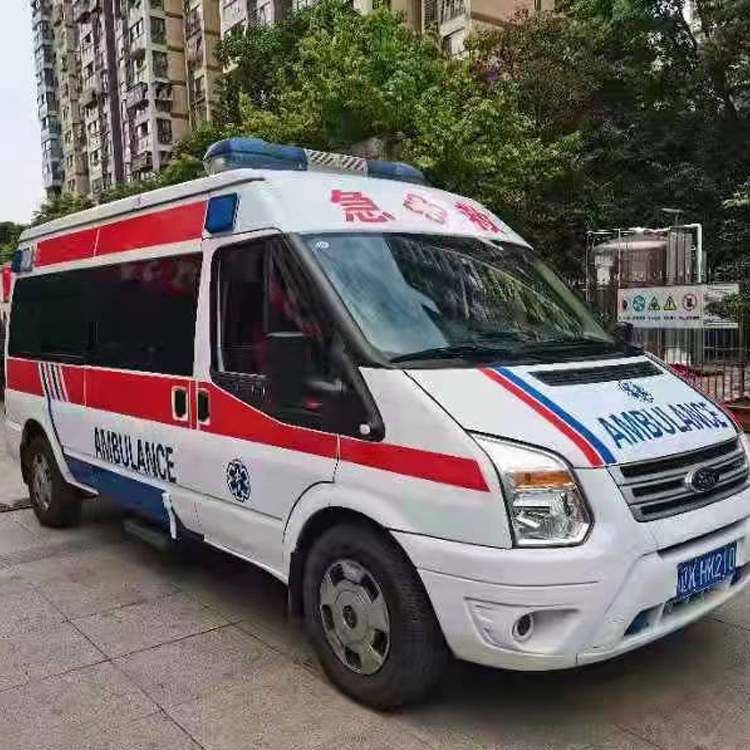师宗长途救护车护送病人返乡